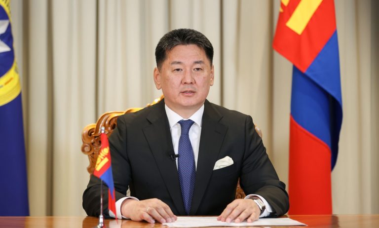 Ерөнхийлөгчийн хэвлэлийн төлөөлөгч: Ерөнхийлөгчийн зүгээс УИХ-ын даргад “Боль, болихгүй бол чамд хэрэг үүсгэнэ“ гэдэг үг огт хэлээгүй…