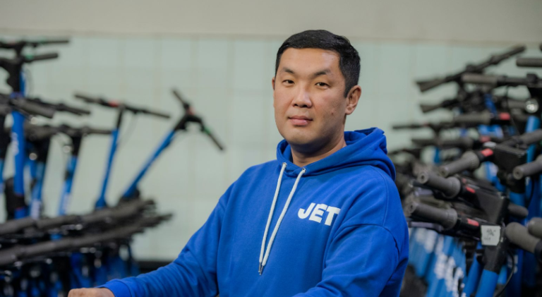 ХОМ: Дэд сайд Г.Дашням 6 тэрбумын 5 орон сууцтай