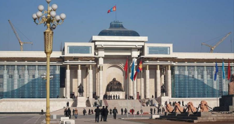 Ирэх даваа гарагт бүх нийтээр амарна