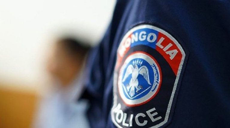 Гэртээ харьж явсан 12-р ангийн сурагчийг үл таних хүүхэд гуянд нь хутгалж гэмтээсэн хэрэг гарчээ