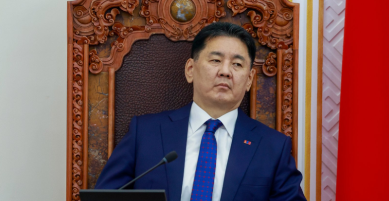 У.Хүрэлсүх: Төрд зүтгэж буй хэн ч боловч төгс сайн мэдлэггүй ч төгөлдөр сайн ёс суртахуунтай байх учиртай…