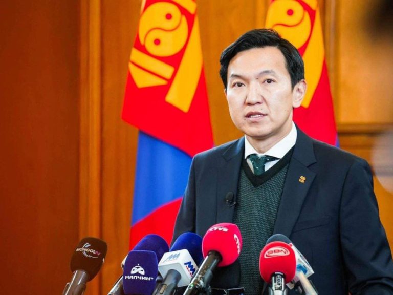 Н.Учрал: Зарим салбарт сайд нарыг улираан ажиллуулах шаардлагатай байна