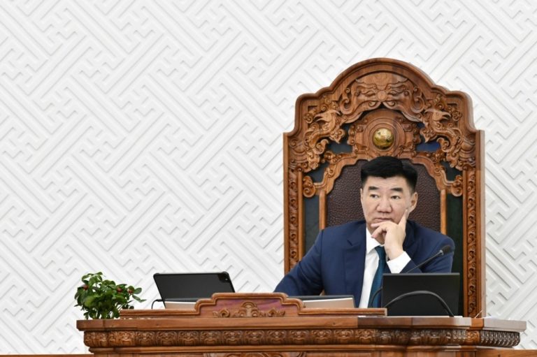 УИХ-ын дарга С.Бямбацогт: Өнөөдөр нэлээд ачаалалтай хуралдана