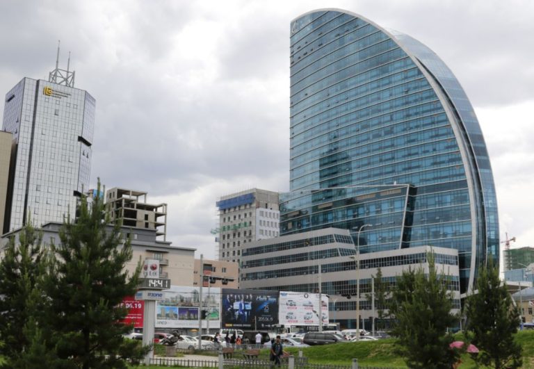 Улаанбаатарт өдөртөө 15 градус дулаан байна